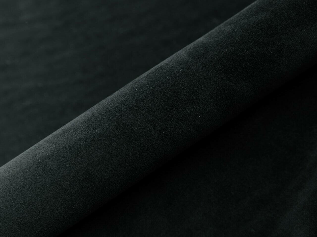Κρεβάτι continental Martinez 105 (Magic Velvet 2219)