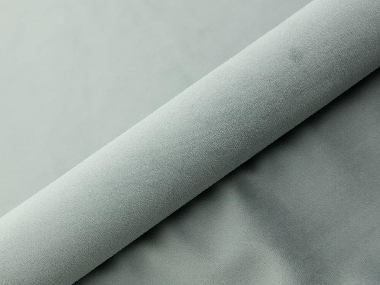 Κρεβάτι Martinez 103 (Magic Velvet 2240)