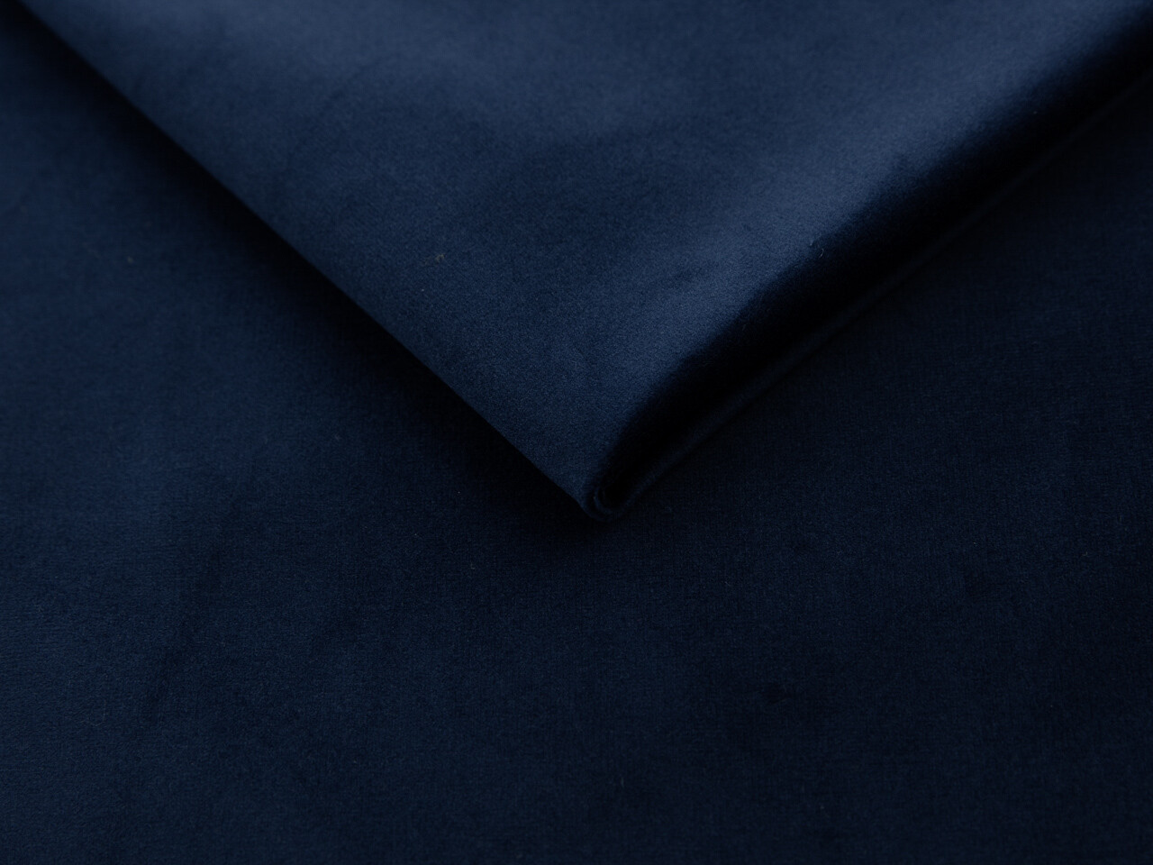 Πολυθρόνα Clovis 100 (Magic Velvet 2216)